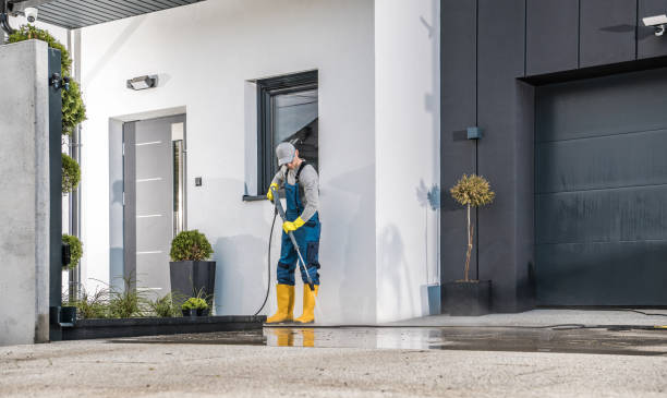 Best Pool Deck Cleaning  in Winchester, MO